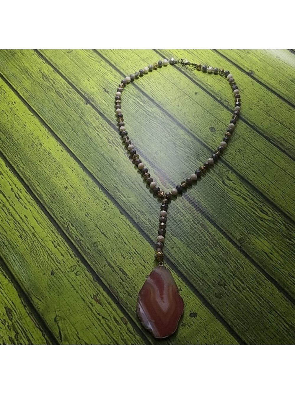 Stunning geode orange and white Agate necklace - Picture 4 of 7